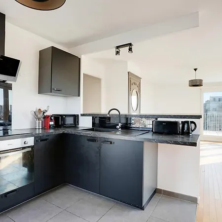 Spacious With Terrace - 4br 8p - Apartment Pantin
